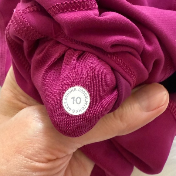 Lululemon Wunder Train High Rise Short 4” Magenta Purple 10 - Picture 3 of 4